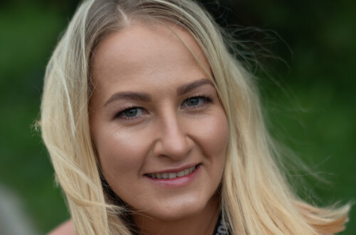 Олександра Коблова – викладачка йоги, остеопат, фізичний рееабілітолог.